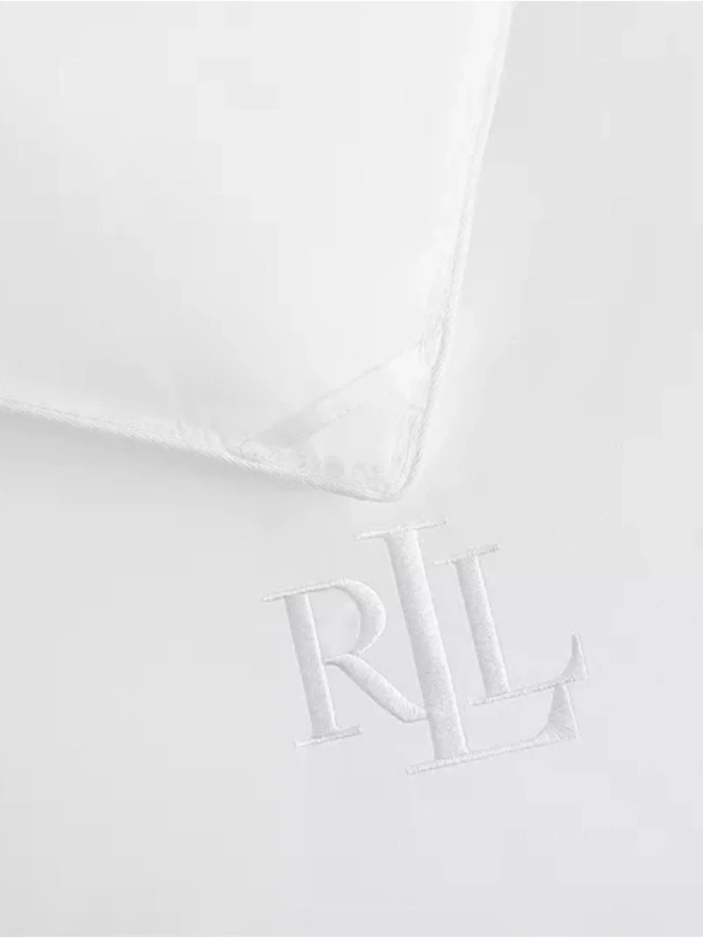 Lauren Ralph Lauren White 230-Thread Count Down-Alternative Comforter, Full/Quee